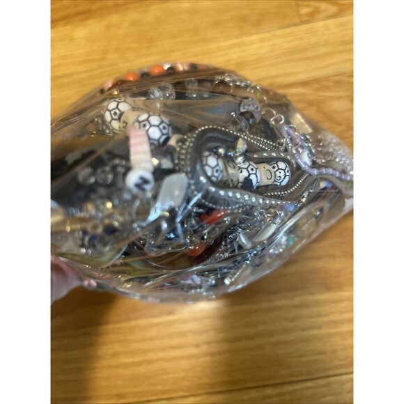 4LB SCRAP JUNK Jewelry Lot Craft Harvest Repurpose salvage Broken Vintage-Now - Picture 6 of 10